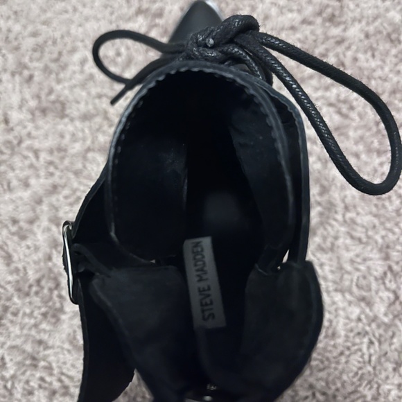 Steve Madden - Picture 4 of 4